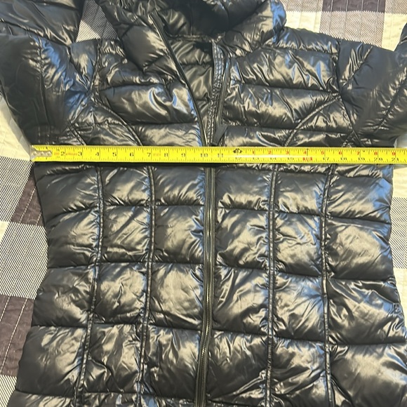 Long black puffer coat - Picture 5 of 6